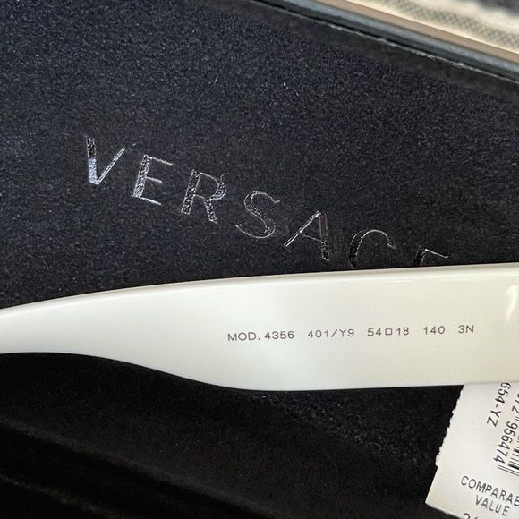 New Versace 👑 sunglasses - Picture 3 of 8